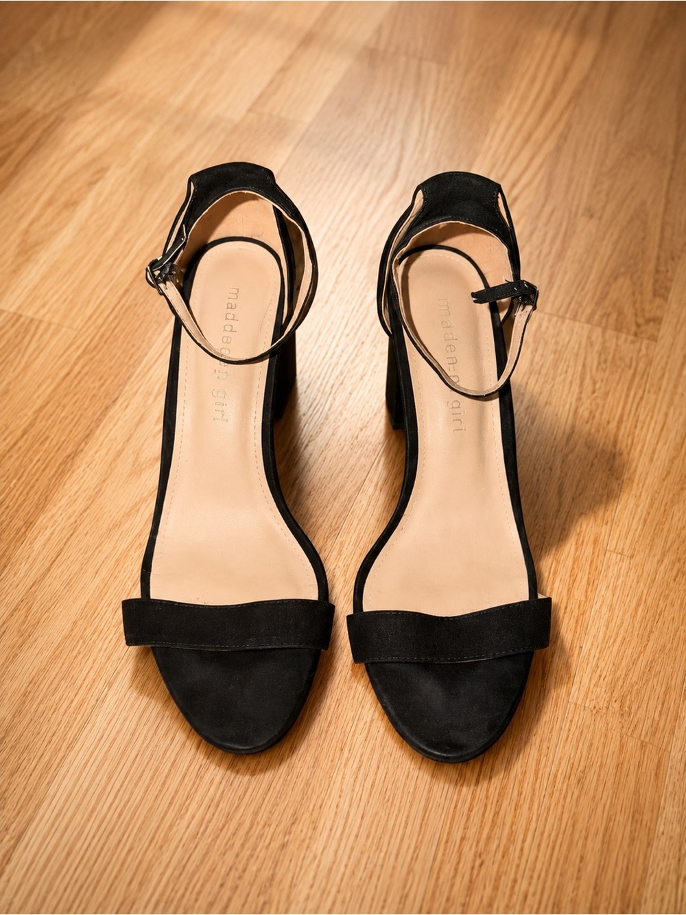 Madden Girl Black Block Heel Ankle Strap Sandals | Size 9